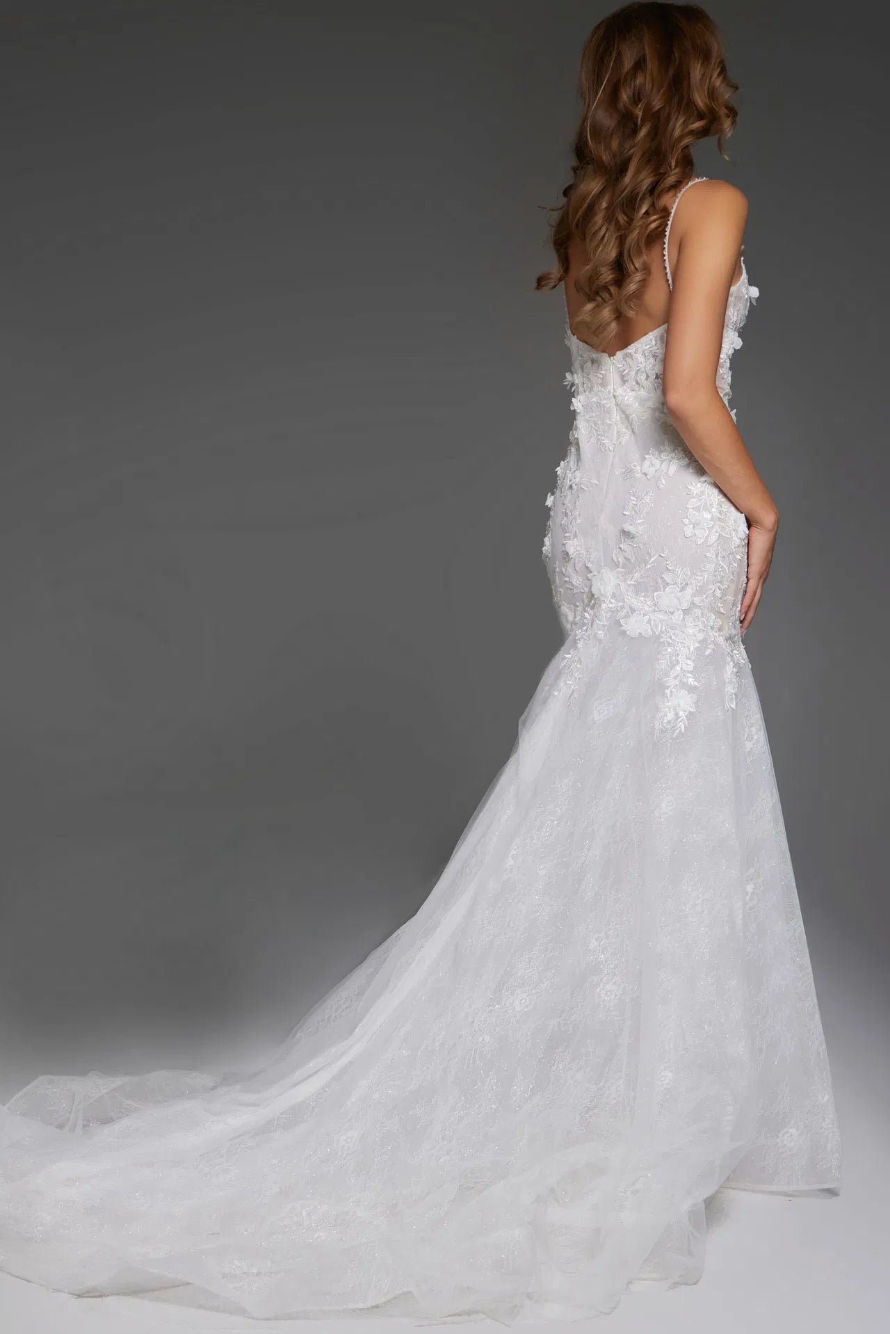 Elegant Mermaid Lace Wedding Dress with Floral Appliqué JB42484